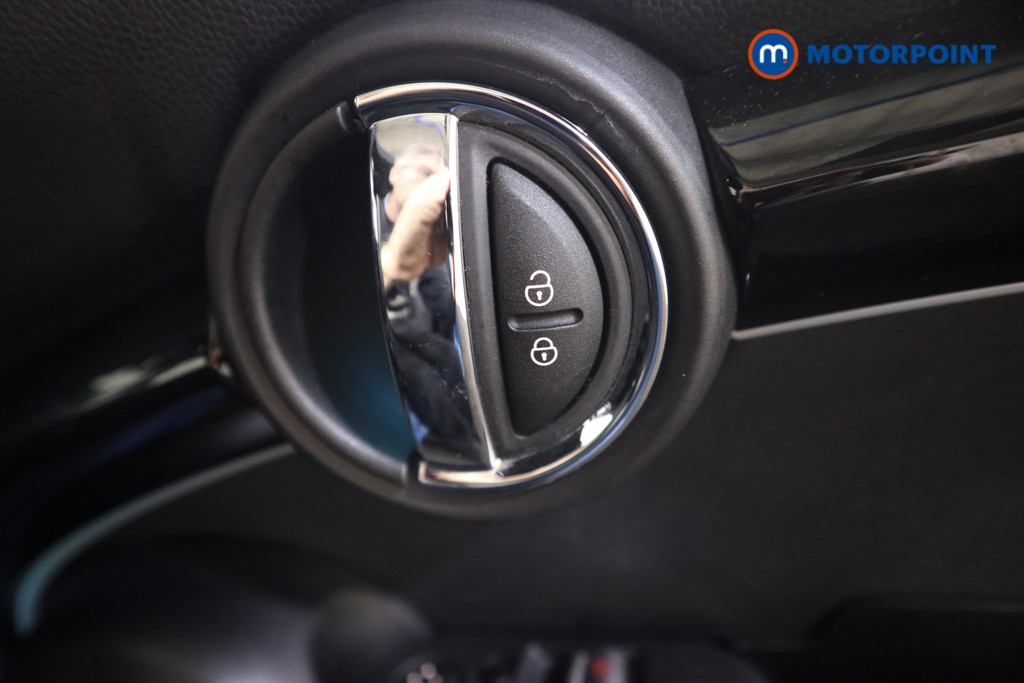 Used MINI Hatch 2022 for sale - 76352796: Photo 21