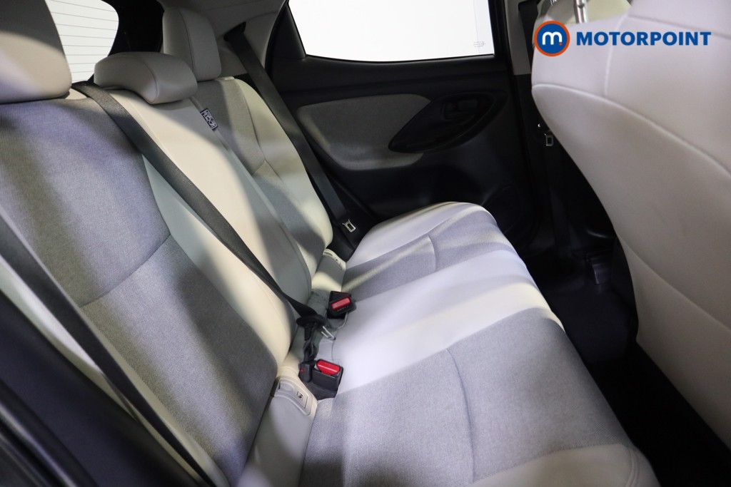 Used Toyota Yaris 2022 for sale - 76545696: Photo 23