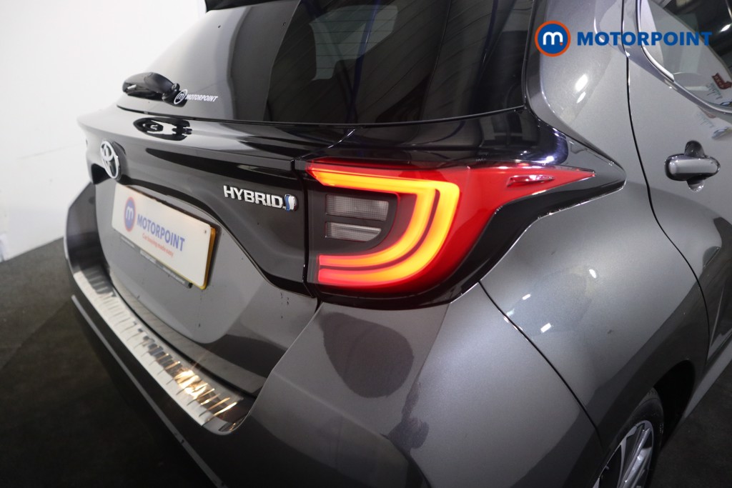 Used Toyota Yaris 2022 for sale - 76545696: Photo 34