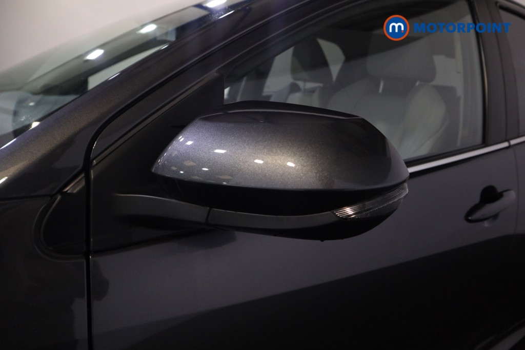 Used Toyota Yaris 2022 for sale - 76545696: Photo 38