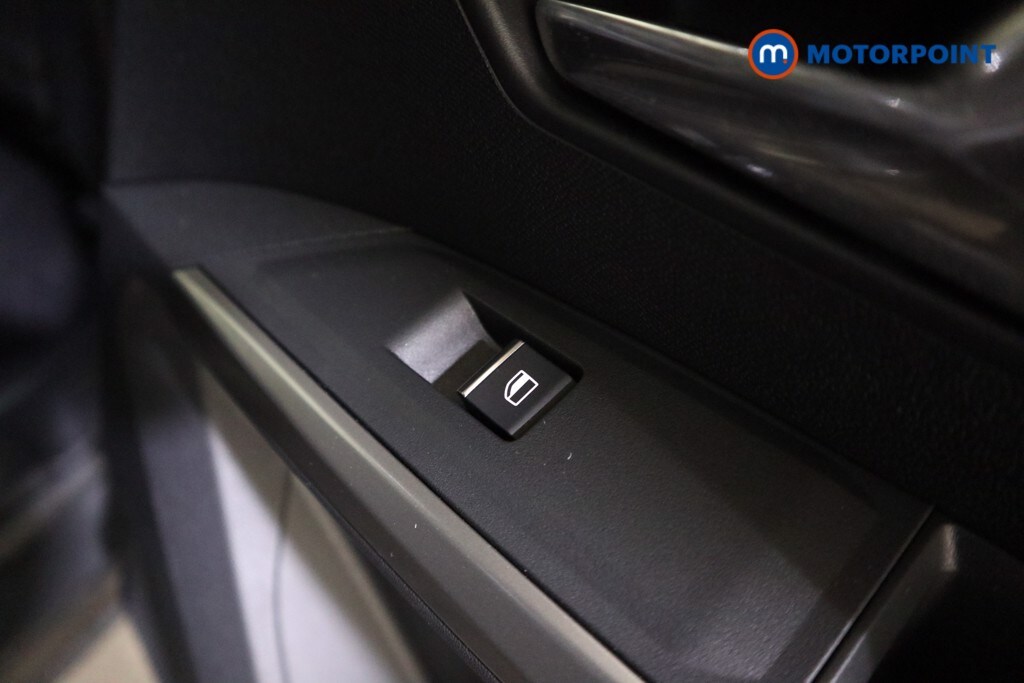 Used Peugeot 5008 2025 for sale - 77502150: Photo 32