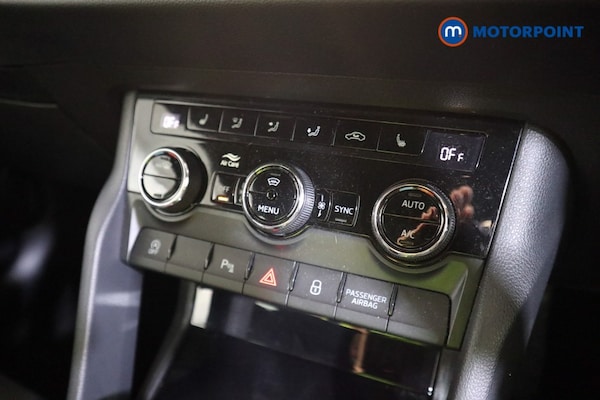Used Skoda Karoq 2022 for sale - 76234974: Photo 15