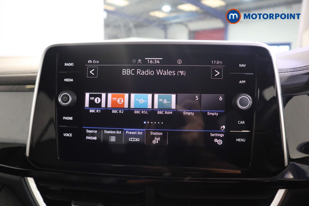 Used Volkswagen T-Roc 2022 for sale - 76491270: Photo 16