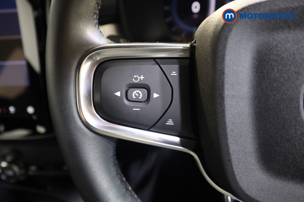 Used Volvo XC40 2023 for sale - 76046705: Photo 11
