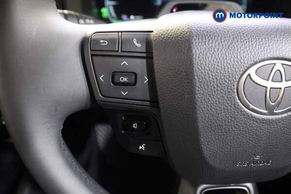 Used Toyota C-HR 2024 for sale - 76017267: Photo 11