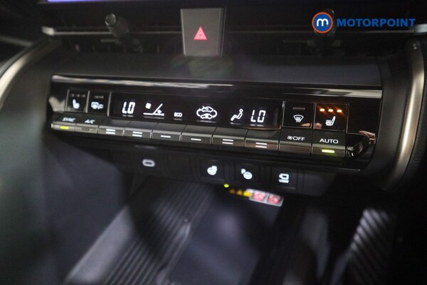 Used Toyota C-HR 2024 for sale - 76017267: Photo 15