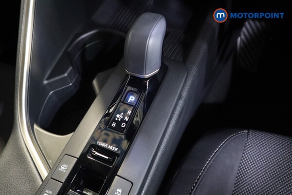 Used Toyota C-HR 2024 for sale - 76017267: Photo 16