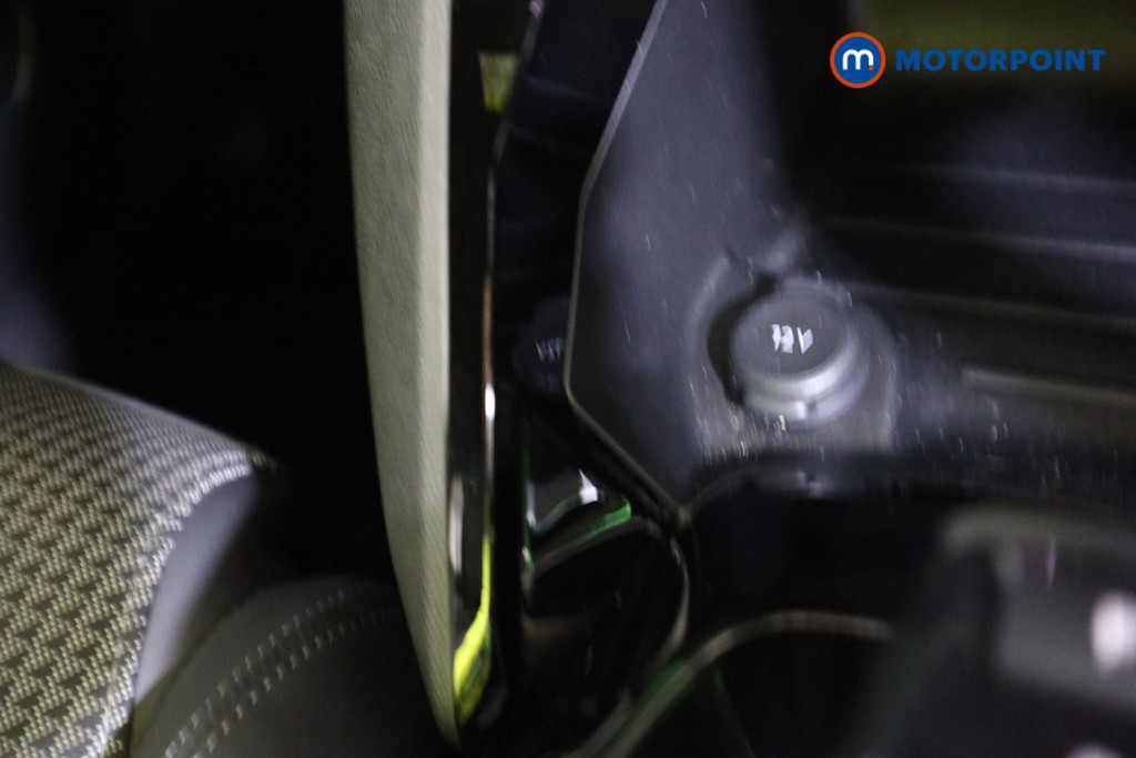 Used Peugeot 2008 2021 for sale - 77846010: Photo 21