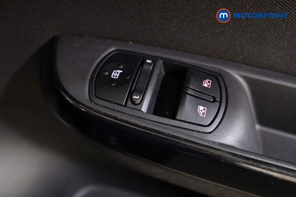 Used Vauxhall Corsa 2015 for sale - 77516749: Photo 22