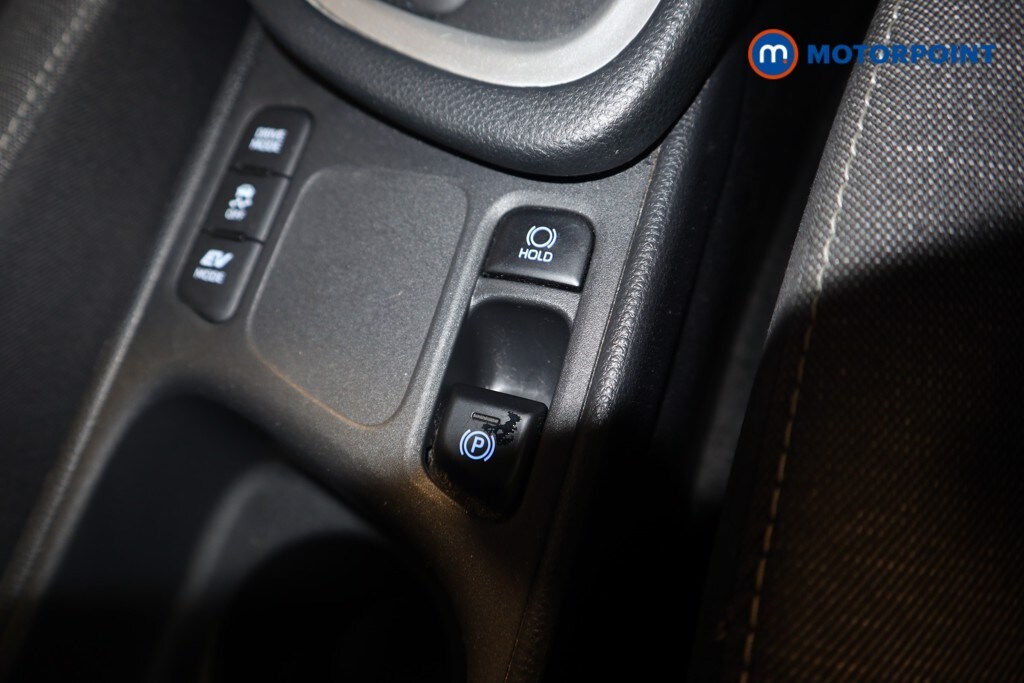 Used Toyota Yaris 2022 for sale - 78039843: Photo 18