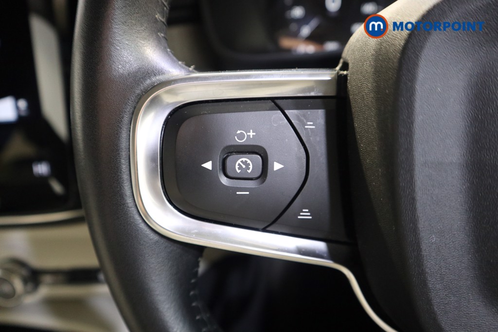 Used Volvo XC40 2021 for sale - 77248913: Photo 11