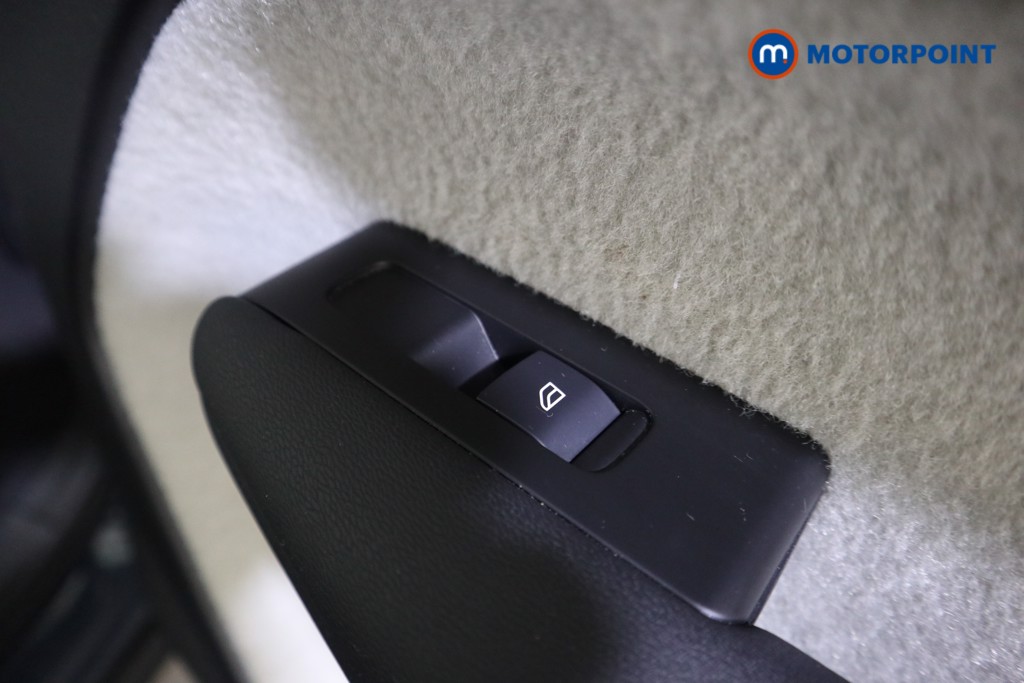 Used Volvo XC40 2021 for sale - 77248913: Photo 27