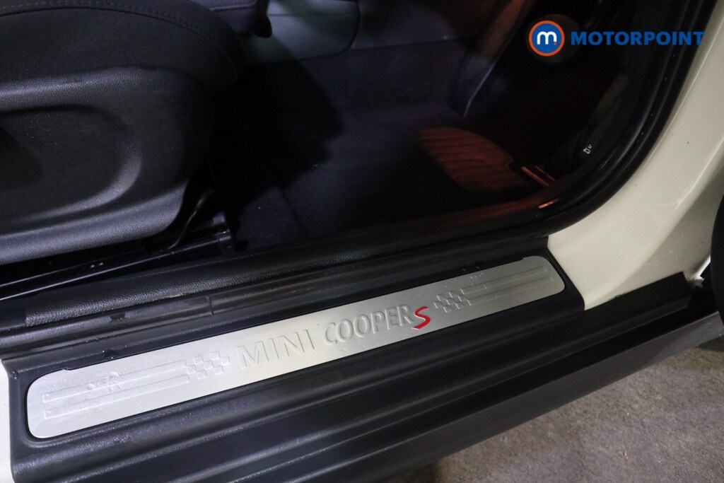 Used MINI Hatch 2019 for sale - 78123670: Photo 21