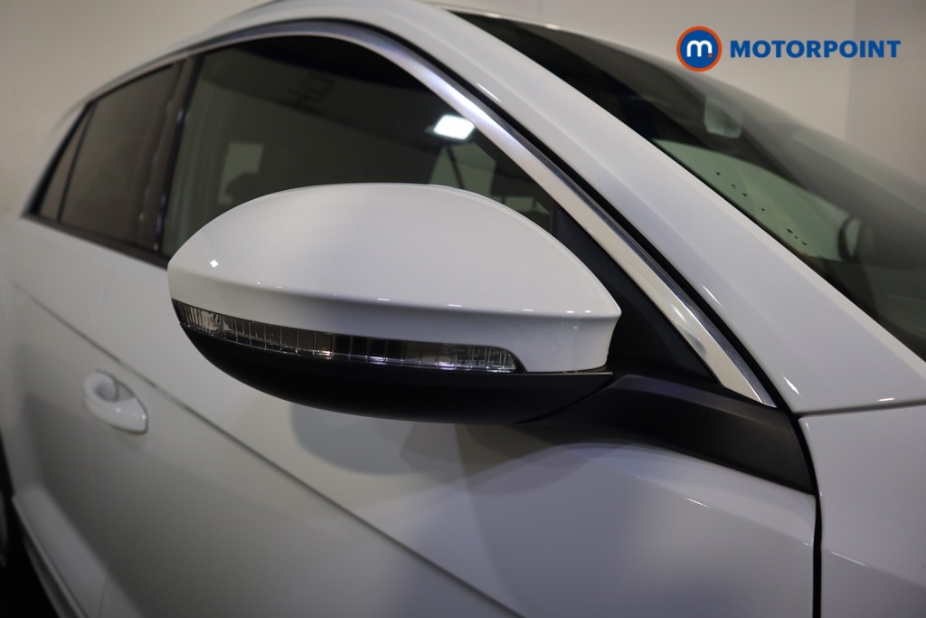 Used Volkswagen T-Roc 2023 for sale - 78001423: Photo 43