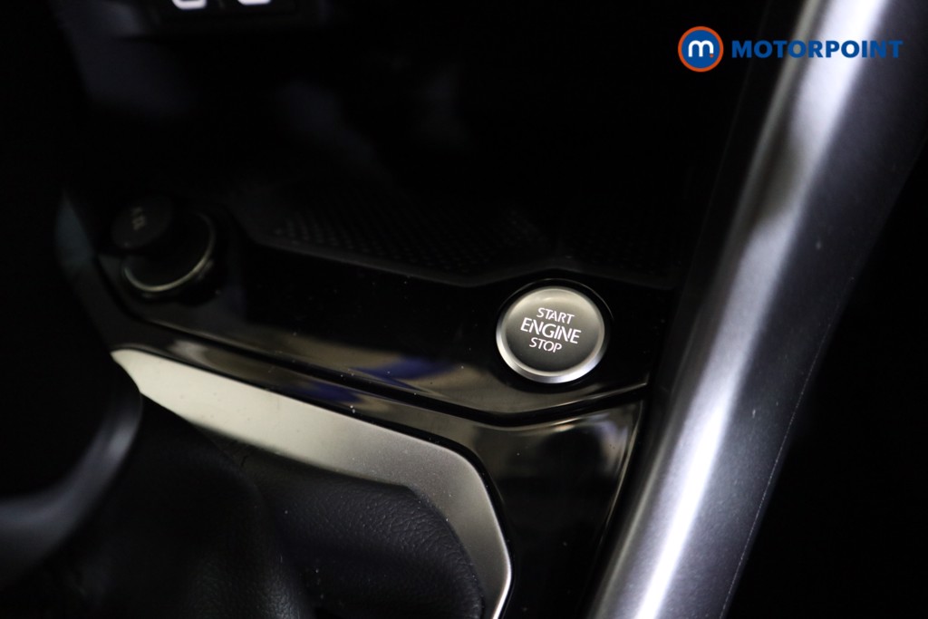 Used Volkswagen T-Roc 2025 for sale - 77872790: Photo 16