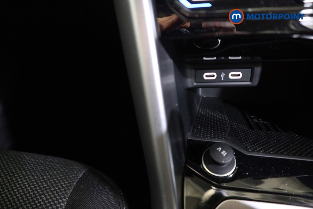 Used Volkswagen T-Roc 2025 for sale - 77872790: Photo 17