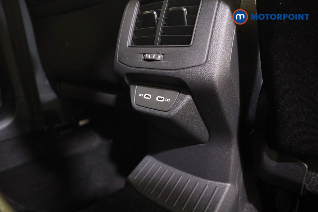 Used Volkswagen T-Roc 2025 for sale - 77872790: Photo 27