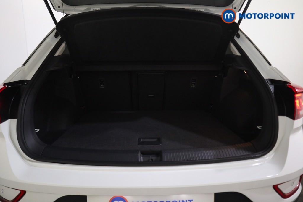 Used Volkswagen T-Roc 2025 for sale - 77872790: Photo 29