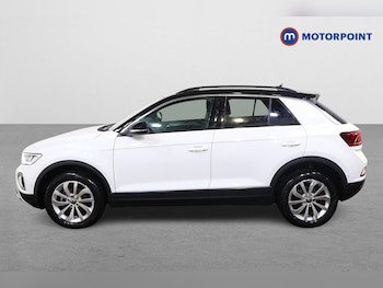 Used Volkswagen T-Roc 2025 for sale - 77872790: Photo