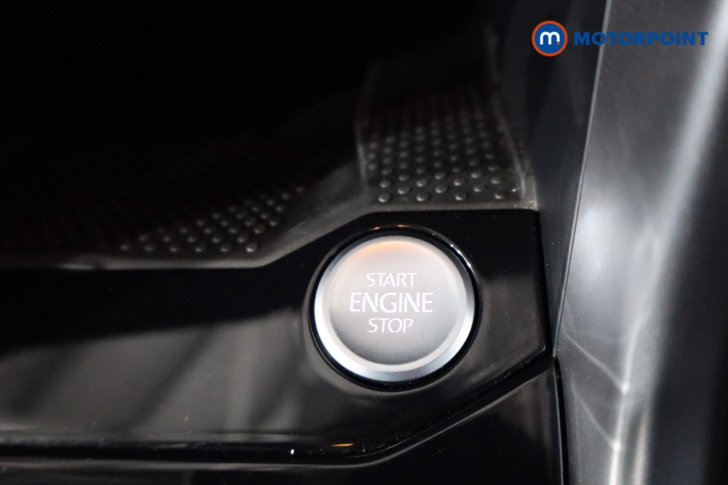 Used Volkswagen T-Roc 2025 for sale - 76723195: Photo 21