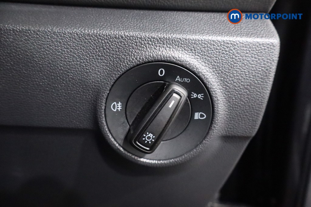 Used Volkswagen T-Roc 2025 for sale - 76723195: Photo 29