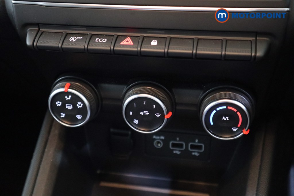 Used Renault Clio 2020 for sale - 76985000: Photo 16