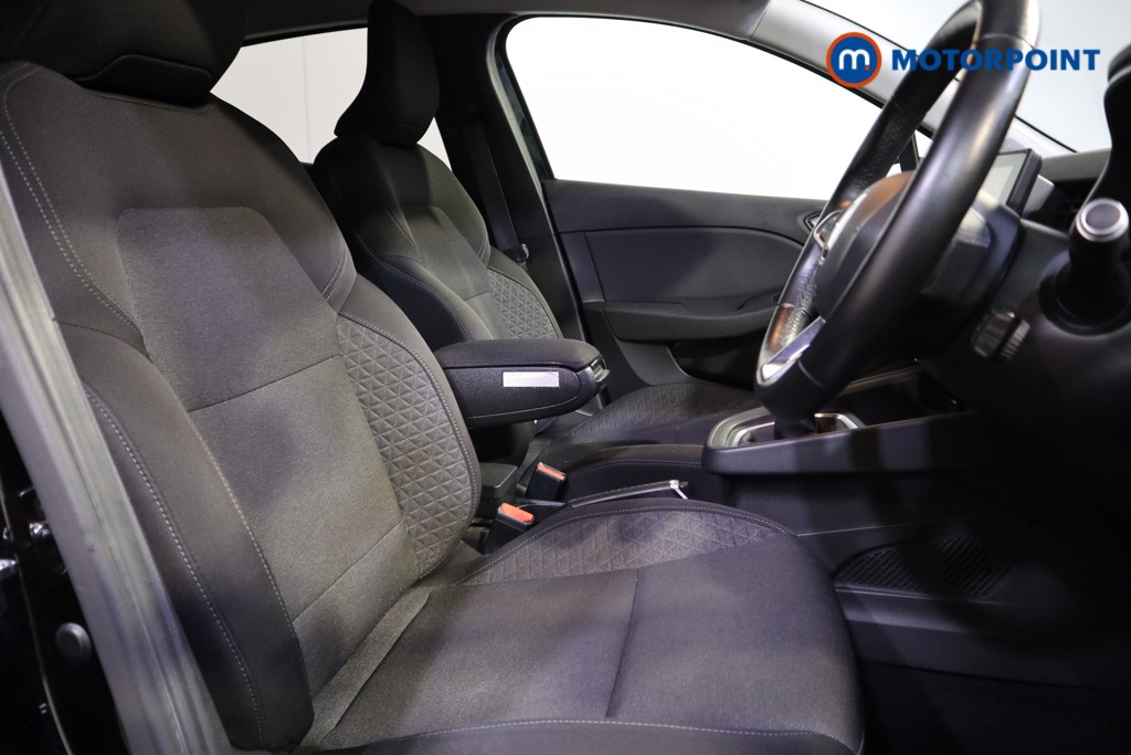 Used Renault Clio 2020 for sale - 76985000: Photo 21