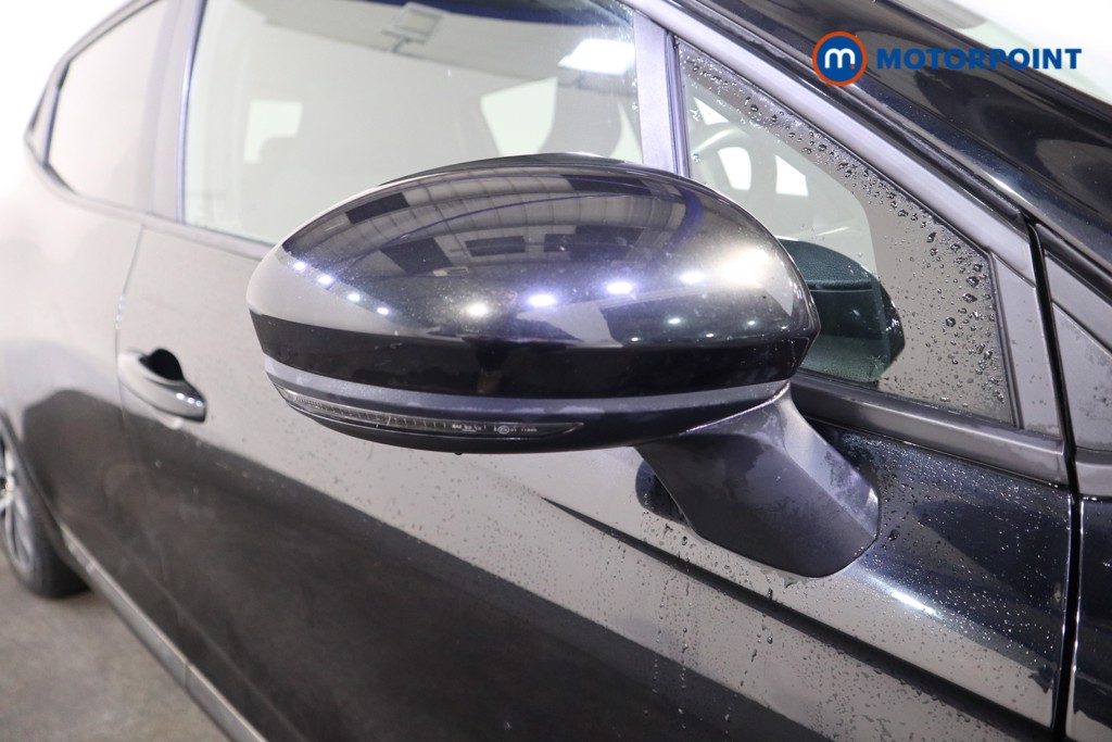 Used Renault Clio 2020 for sale - 76985000: Photo 33