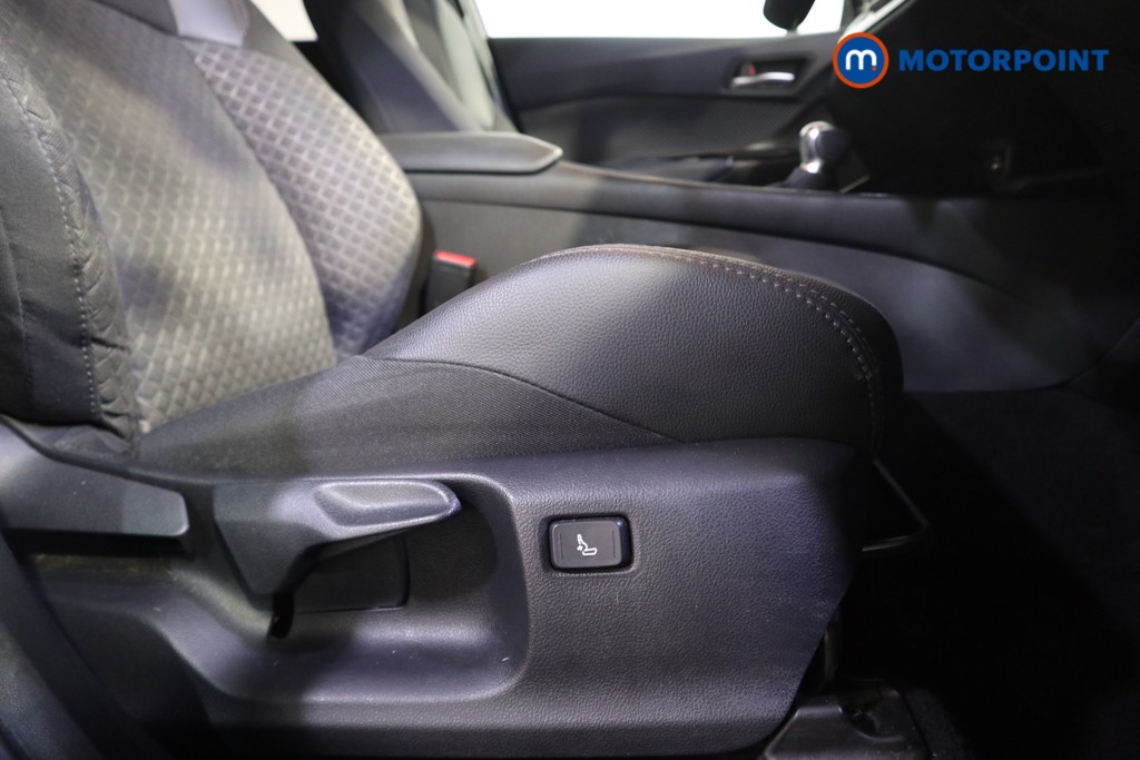 Used Toyota C-HR 2022 for sale - 78026842: Photo 23