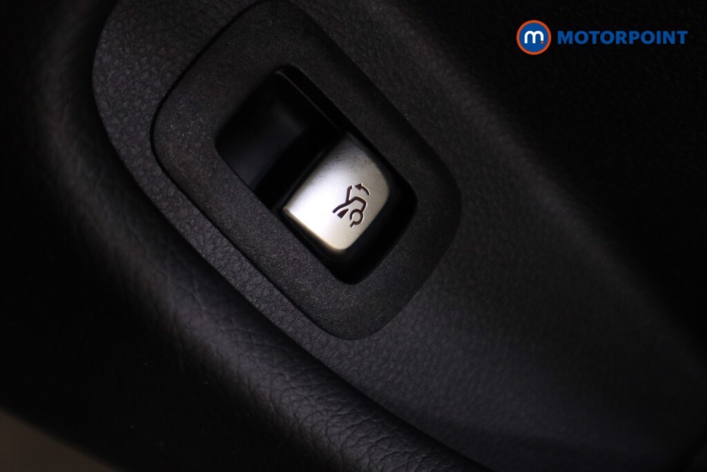 Used Mercedes-Benz C Class 2021 for sale - 77688530: Photo 23