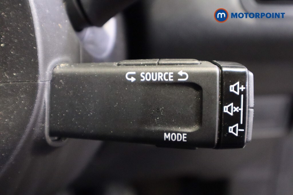 Used Renault Captur 2021 for sale - 78153208: Photo 27