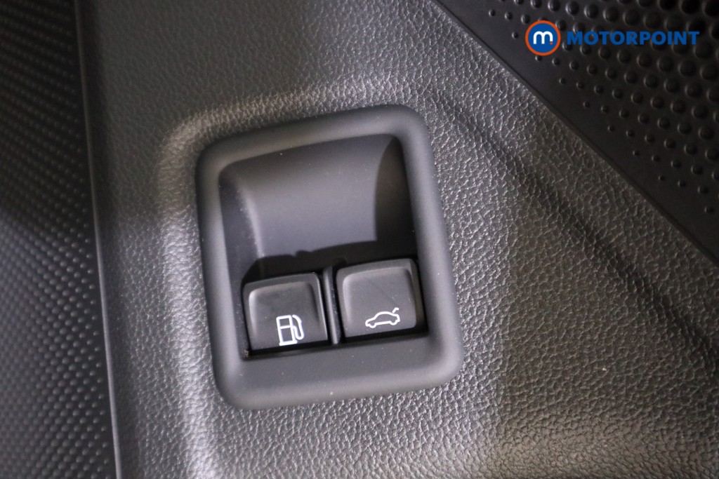 Used Volkswagen Passat 2025 for sale - 77966076: Photo 18