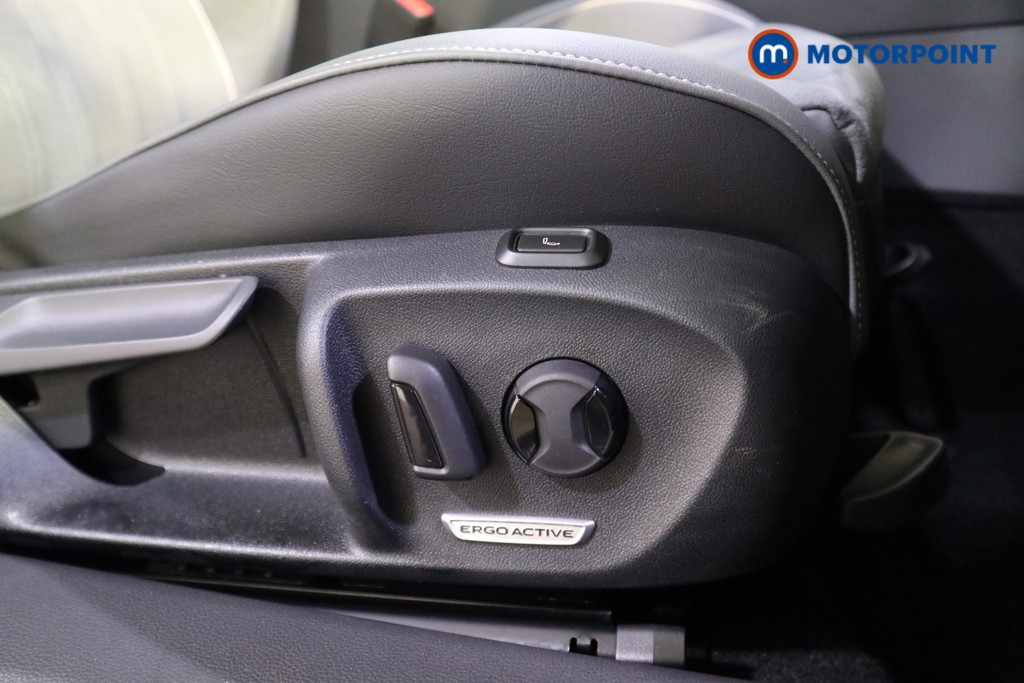 Used Volkswagen Passat 2025 for sale - 77966076: Photo 21