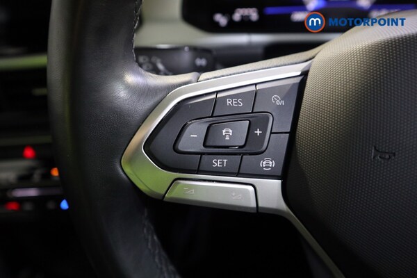 Used Volkswagen T-Roc 2023 for sale - 76255599: Photo 11