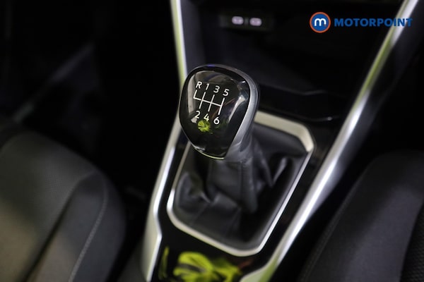 Used Volkswagen T-Roc 2023 for sale - 76255599: Photo 17