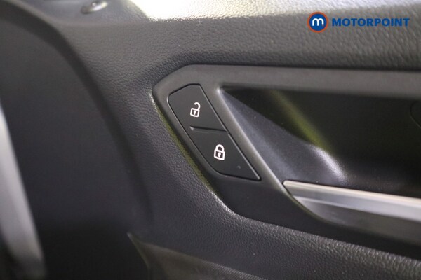 Used Volkswagen T-Roc 2023 for sale - 76255599: Photo 19