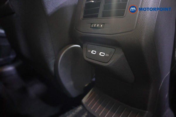 Used Volkswagen T-Roc 2023 for sale - 76255599: Photo 23