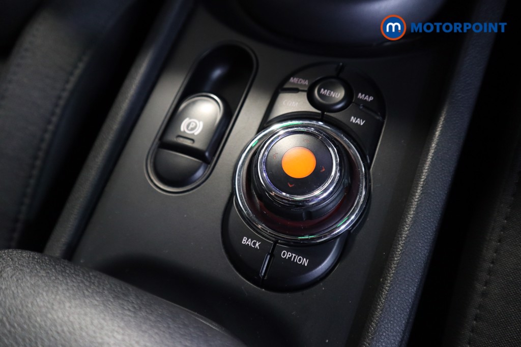 Used MINI Clubman 2018 for sale - 76367075: Photo 18