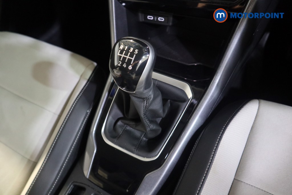 Used Volkswagen T-Roc 2023 for sale - 76067974: Photo 16