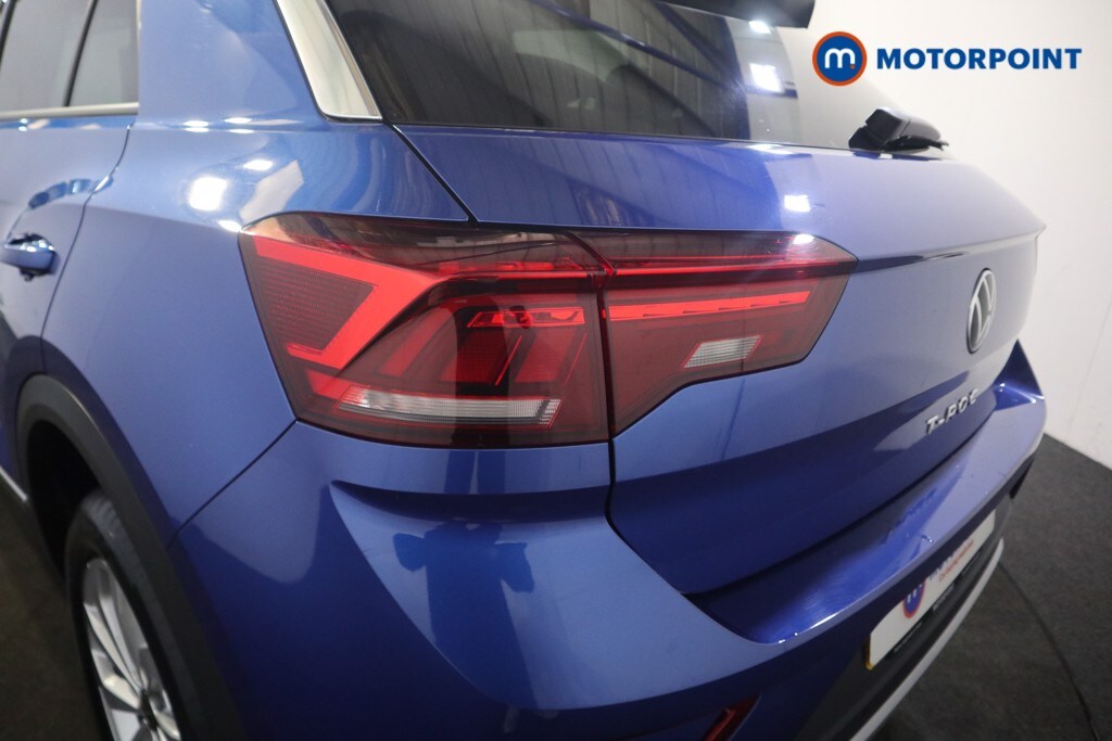Used Volkswagen T-Roc 2023 for sale - 76067974: Photo 28