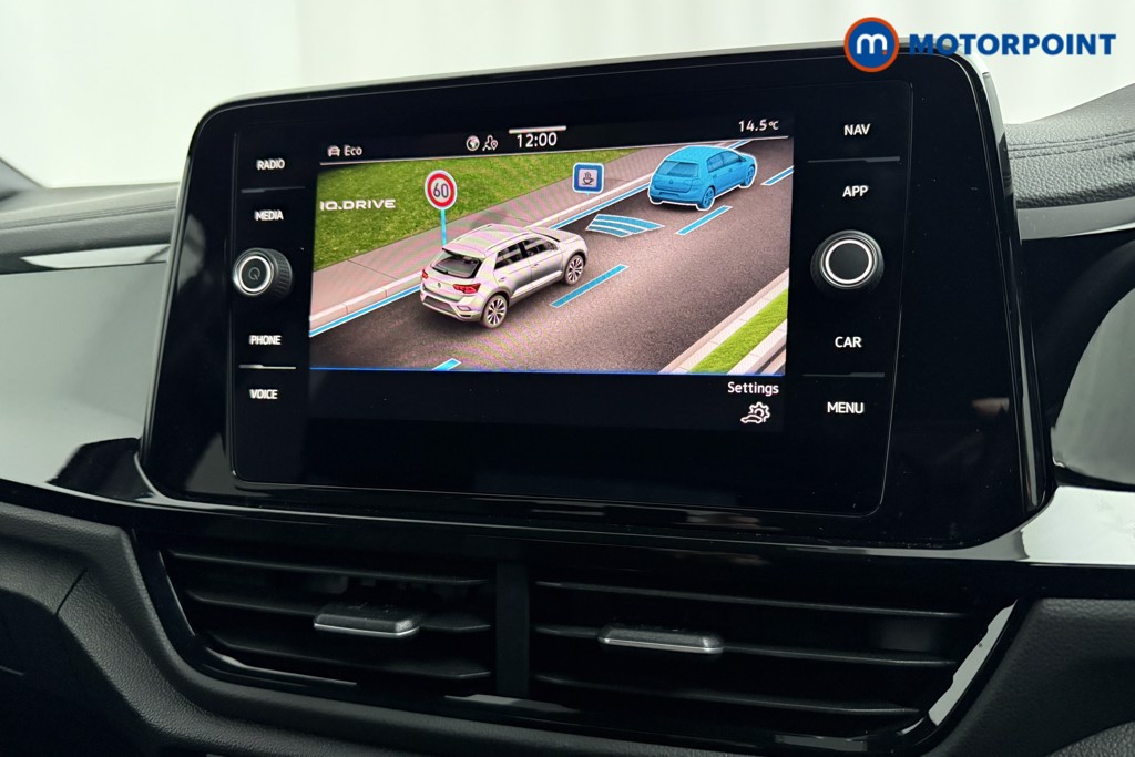 Used Volkswagen T-Roc 2023 for sale - 77393991: Photo 19