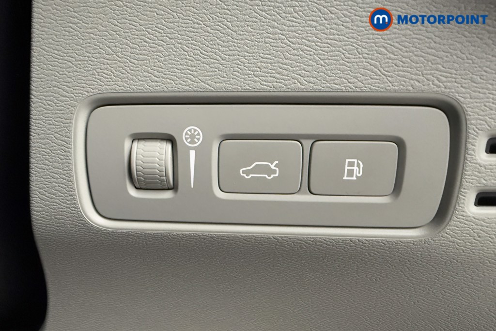 Used Volvo XC40 2021 for sale - 77435792: Photo 27