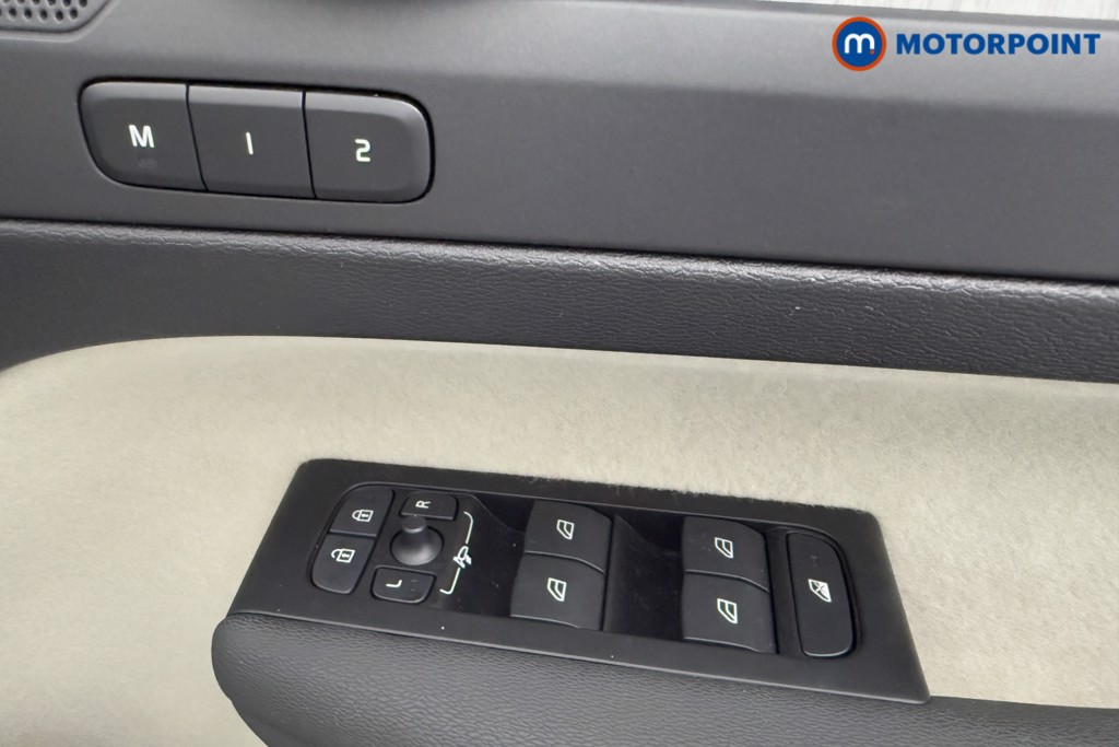 Used Volvo XC40 2021 for sale - 77435792: Photo 29