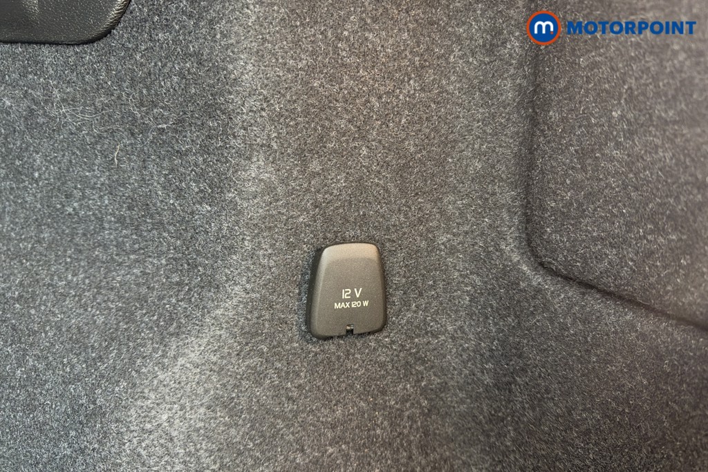 Used Volvo XC40 2021 for sale - 77435792: Photo 37