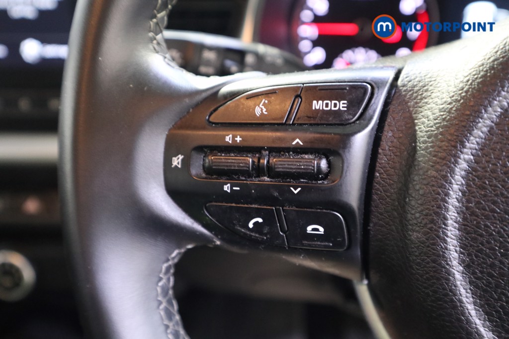 Used Kia Stonic 2024 for sale - 76819388: Photo 13