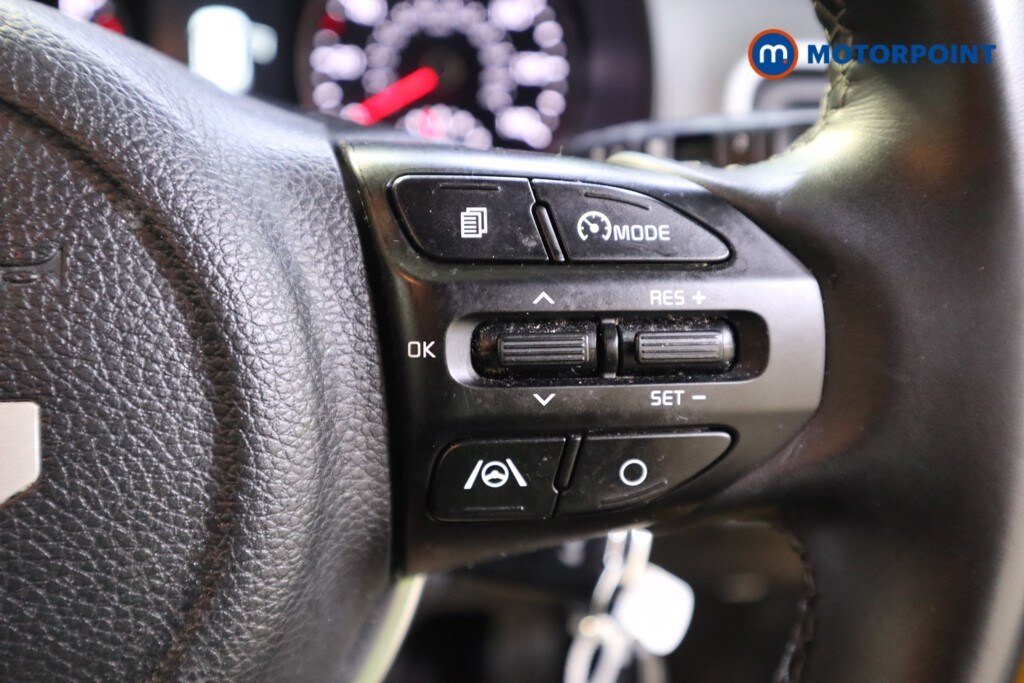 Used Kia Stonic 2024 for sale - 76819388: Photo 14