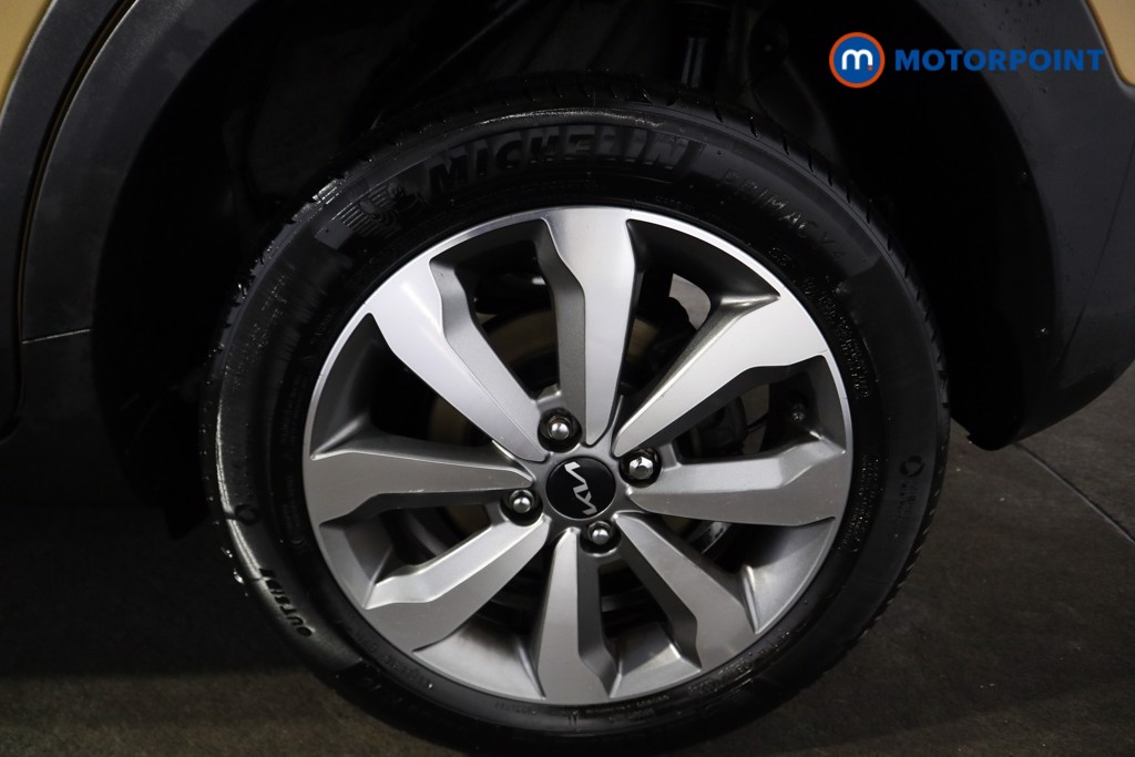 Used Kia Stonic 2024 for sale - 76819388: Photo 23