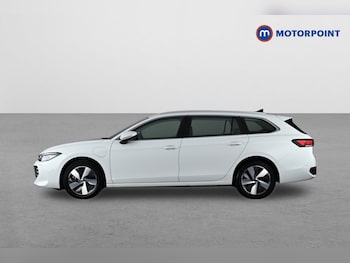 Used Volkswagen Passat 2025 for sale - 78725180: Photo