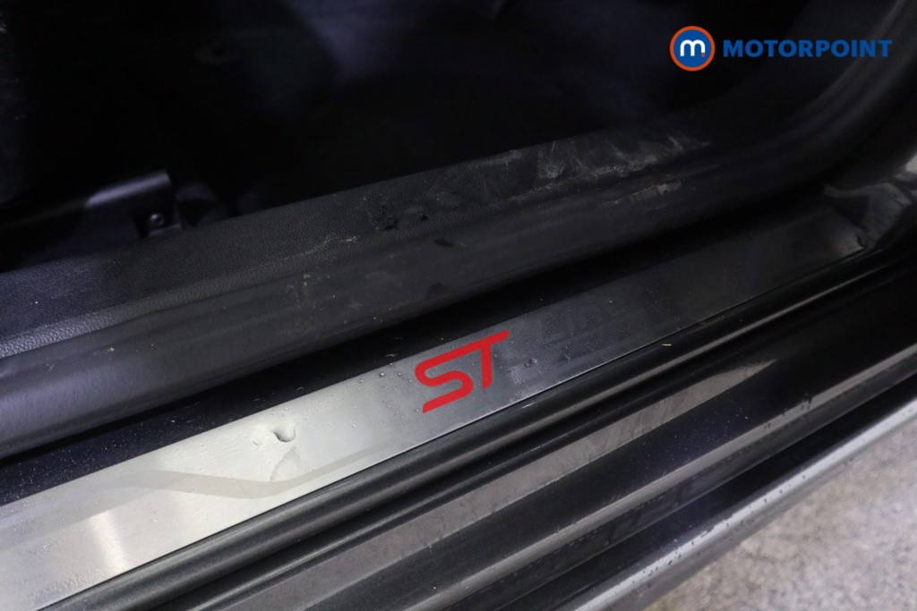 Used Ford Focus 2020 for sale - 76890064: Photo 22