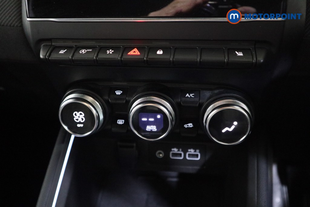 Used Renault Clio 2024 for sale - 77804710: Photo 16